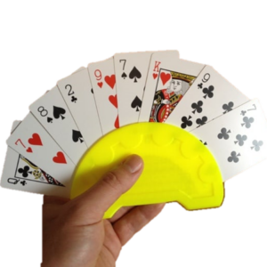 Subjecta cartes de ma i sobretaula
